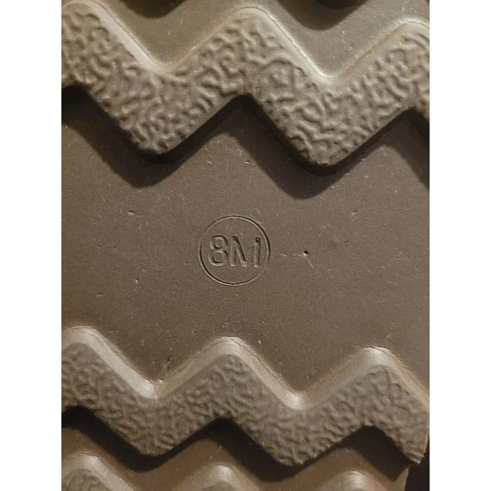 Cushionaire Women’s Suede Memory‑Foam Winter Boots – Tan size 8m